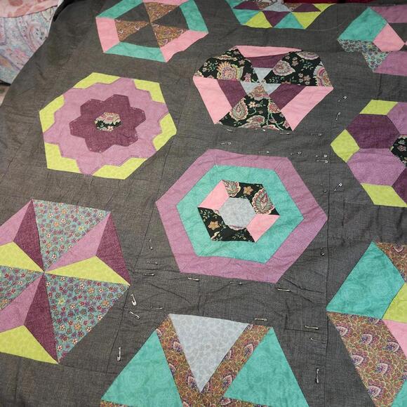 Handmade Quilt Unique Patchwork Design Colorful Bedding To Be Finished - Picture 6 of 11